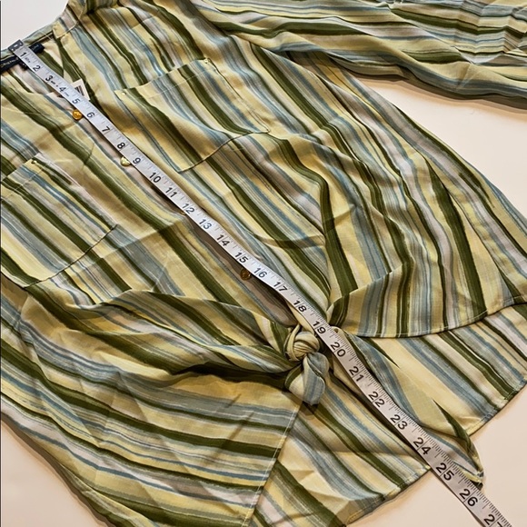 Adrienne Vittadini Small Tie Front Roll Cuff Top New - Picture 11 of 11